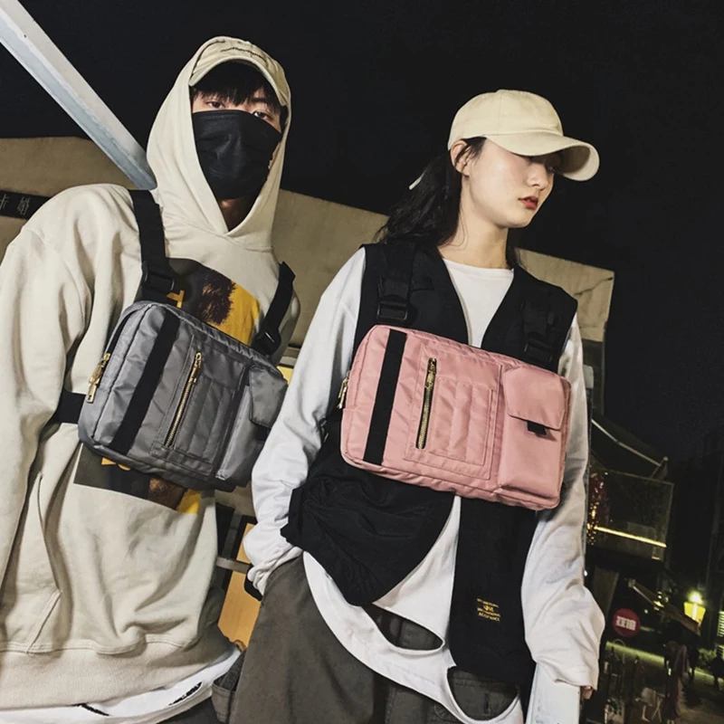 Hip-Hop Men's Chest Bag Fashion Tooling Vest Bag Nylon Waterproof Outdoor Sports Vest Bag Travel Bag
Hip-Hop Men's Chest Bag Fashion Tooling Vest Bag Nylon Waterproof Outdoor Sports Vest Bag Travel Bag