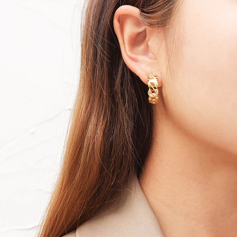 Top Quality Unique Design Wrench Head Connection Pattern Stainless Steel Stud Earring For Woman Gold Color Earring Wholesal
Top Quality Unique Design Wrench Head Connection Pattern Stainless Steel Stud Earring For Woman Gold Color Earring Wholesal