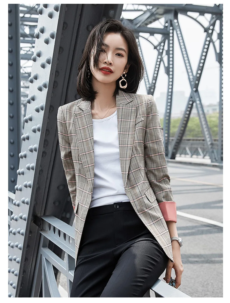 Plaid suit coat polyester double breasted regular blazers coat long-sleeve notched collar
Plaid suit coat polyester double breasted regular blazers coat long-sleeve notched collar