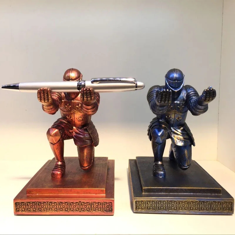 Executive knight pen holder armor hero pen holder creative pen holder desktop ornaments
Executive knight pen holder armor hero pen holder creative pen holder desktop ornaments