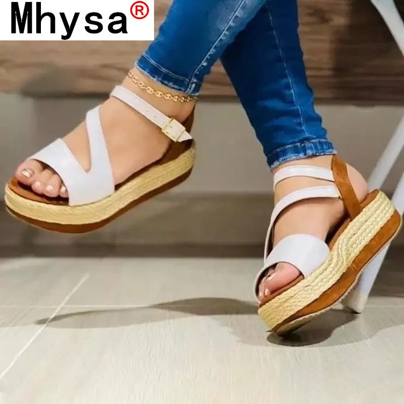 Sandals Women 2021 Summer Flip-Flops Fish Mouth Open Toe Women Sandals Round Toe Buckle Casual Wedge Sandals Large Size 35-43
Sandals Women 2021 Summer Flip-Flops Fish Mouth Open Toe Women Sandals Round Toe Buckle Casual Wedge Sandals Large Size 35-43