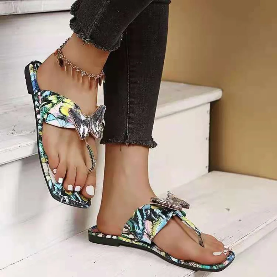 Large Size Women's Slippers 2021 Summer New Flat-bottomed Pattern Butterfly Rhinestone Beach Slides Female Sandals Slippers
Large Size Women's Slippers 2021 Summer New Flat-bottomed Pattern Butterfly Rhinestone Beach Slides Female Sandals Slippers