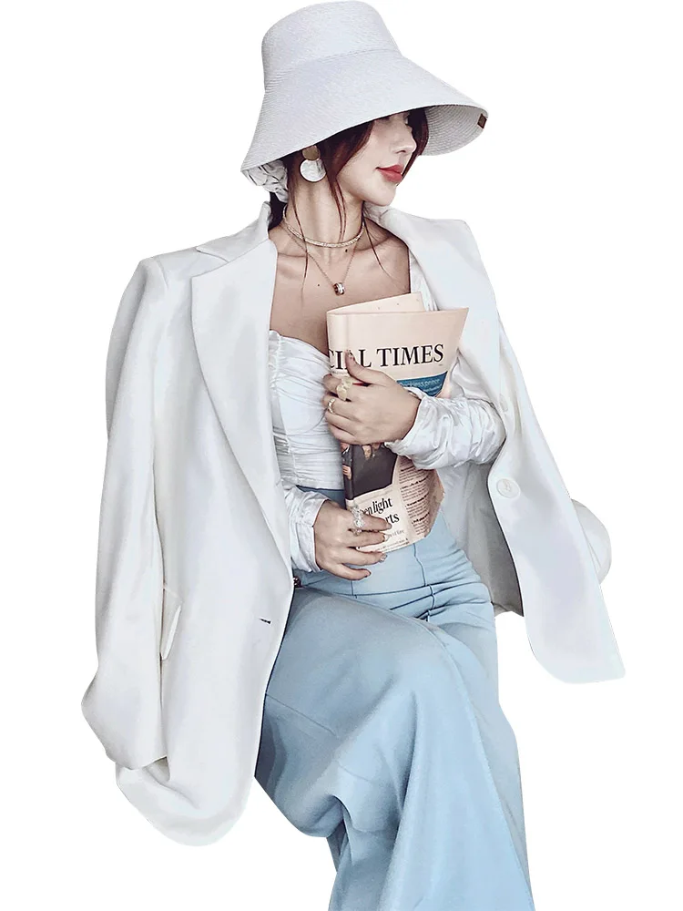 Spring and Autumn 2020 new women's white small suit fashionable casual single-breasted top women's all-match
Spring and Autumn 2020 new women's white small suit fashionable casual single-breasted top women's all-match