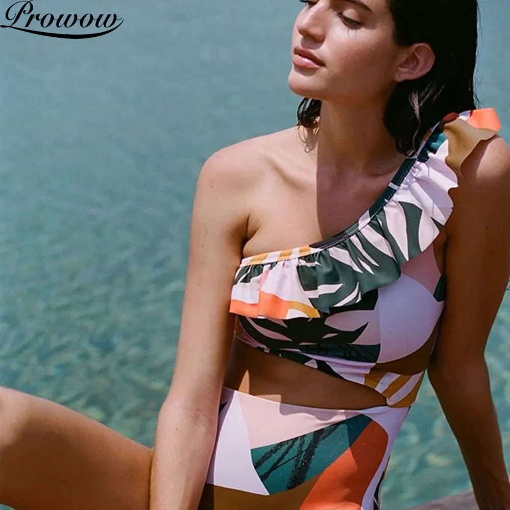 Prowow Mommy and me Swimsuit One Shoulder Cut Out Swimsuit Mother and Daughter Leaf Print Family Matching Swimwear
Prowow Mommy and me Swimsuit One Shoulder Cut Out Swimsuit Mother and Daughter Leaf Print Family Matching Swimwear