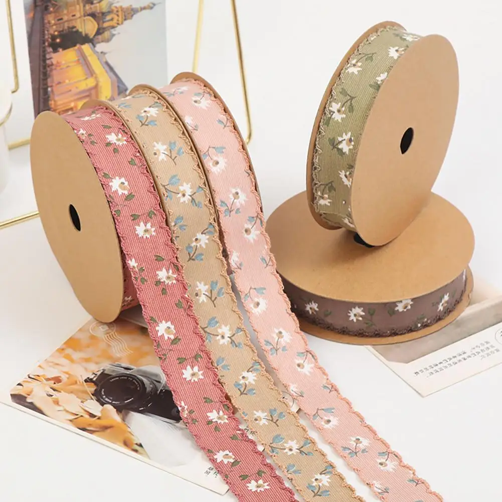 50% HOT1 Roll Lace Ribbon Floral Print Vintage Style Delicate Crocheted Lace Trim DIY Craft Ribbon for Gift Package
50% HOT1 Roll Lace Ribbon Floral Print Vintage Style Delicate Crocheted Lace Trim DIY Craft Ribbon for Gift Package