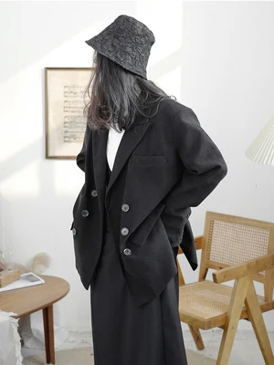 Women's Long Sleeve Coat Black Fashion Spring And Autumn New Fashion Large Double Breasted Fashion Personalized Fashion
Women's Long Sleeve Coat Black Fashion Spring And Autumn New Fashion Large Double Breasted Fashion Personalized Fashion
