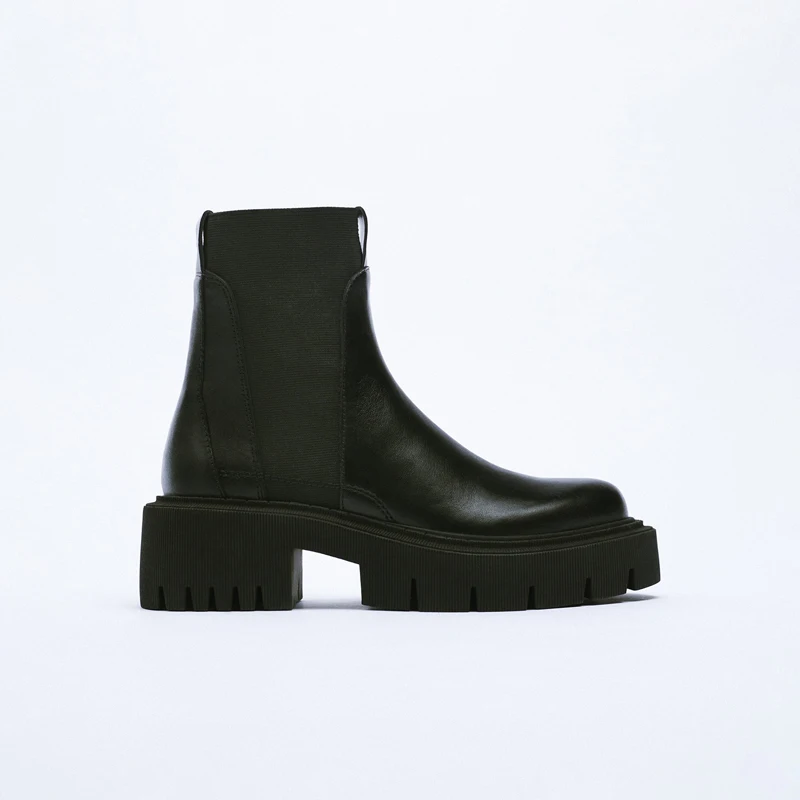 2021 Autumn Boots Women Black Genuine Leather Short Martin Boots Thick-soled Mid-tube Platform Chelsea Boots Tide Shoes Lady
2021 Autumn Boots Women Black Genuine Leather Short Martin Boots Thick-soled Mid-tube Platform Chelsea Boots Tide Shoes Lady