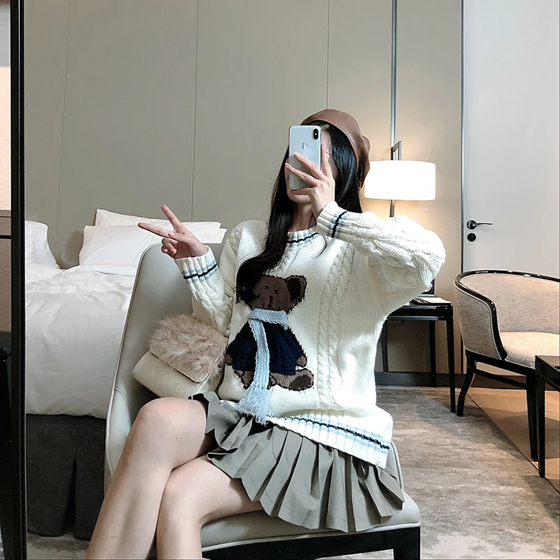 XUXI 2020 New Lovely Bear Pattern Long Sweater Women Leisure Retro Spring Autumn Streetwear Sweaters Pullover FZ0381
XUXI 2020 New Lovely Bear Pattern Long Sweater Women Leisure Retro Spring Autumn Streetwear Sweaters Pullover FZ0381