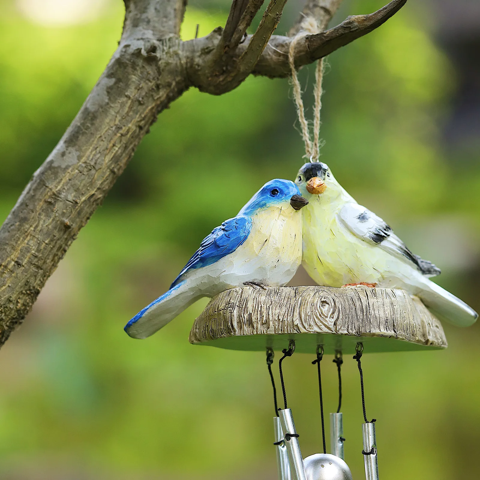 Outdoor Wind Chime Hand Painted Resin Bird Hanging Ornament For Home Garden Courtyard Decoration Balcony Decorations
Outdoor Wind Chime Hand Painted Resin Bird Hanging Ornament For Home Garden Courtyard Decoration Balcony Decorations