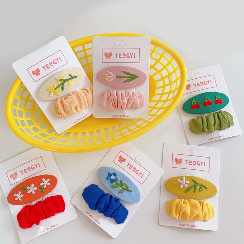 Flower Embroidery Hair Clips For Girls Sweet Simple All-match Hair Accessories Cute BB Clips Gifts For Friends Kids Wholesale
Flower Embroidery Hair Clips For Girls Sweet Simple All-match Hair Accessories Cute BB Clips Gifts For Friends Kids Wholesale