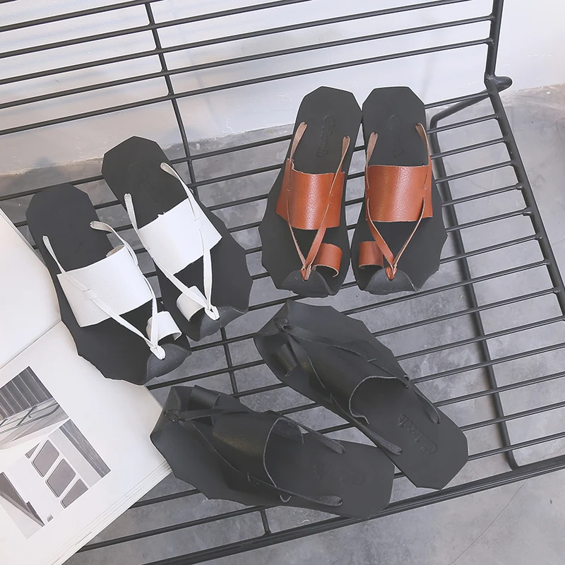 Summer men usual casual slippers rome style leather slippers slip-on black slippers fashion white men shoes beach slippers men
Summer men usual casual slippers rome style leather slippers slip-on black slippers fashion white men shoes beach slippers men