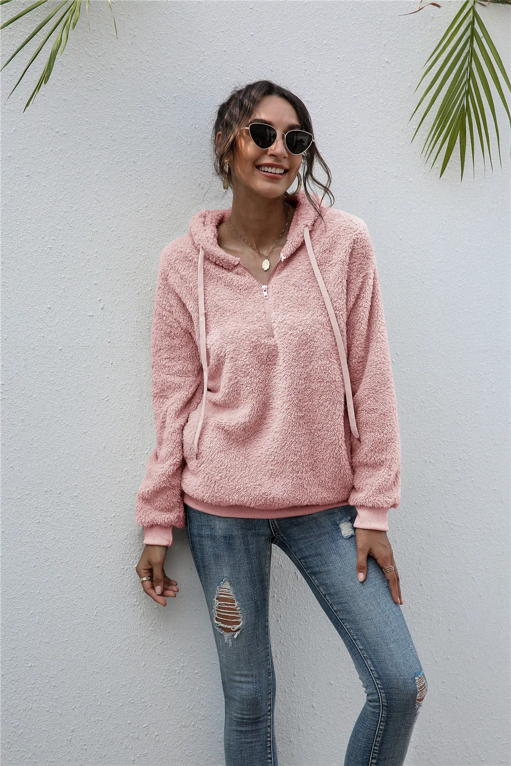 Women Casual Pink Lamb wool Sweatshirt Long Sleeve V neck Hooded High Street Office Lady Warm Pullover 2021 Winter Fashion Tops
Women Casual Pink Lamb wool Sweatshirt Long Sleeve V neck Hooded High Street Office Lady Warm Pullover 2021 Winter Fashion Tops