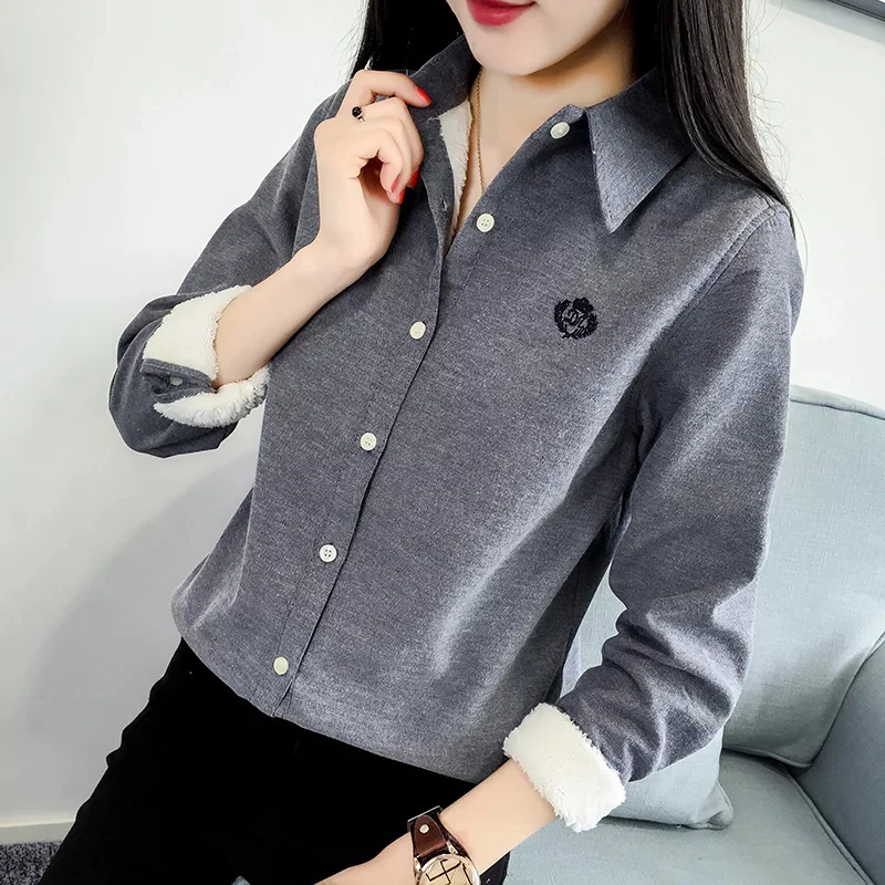 Very Thick Women Winter Style Blouses Shirts Lady Casual Long Sleeve Turn-down Collar Velvet Tops fashion womens sexy tops
Very Thick Women Winter Style Blouses Shirts Lady Casual Long Sleeve Turn-down Collar Velvet Tops fashion womens sexy tops
