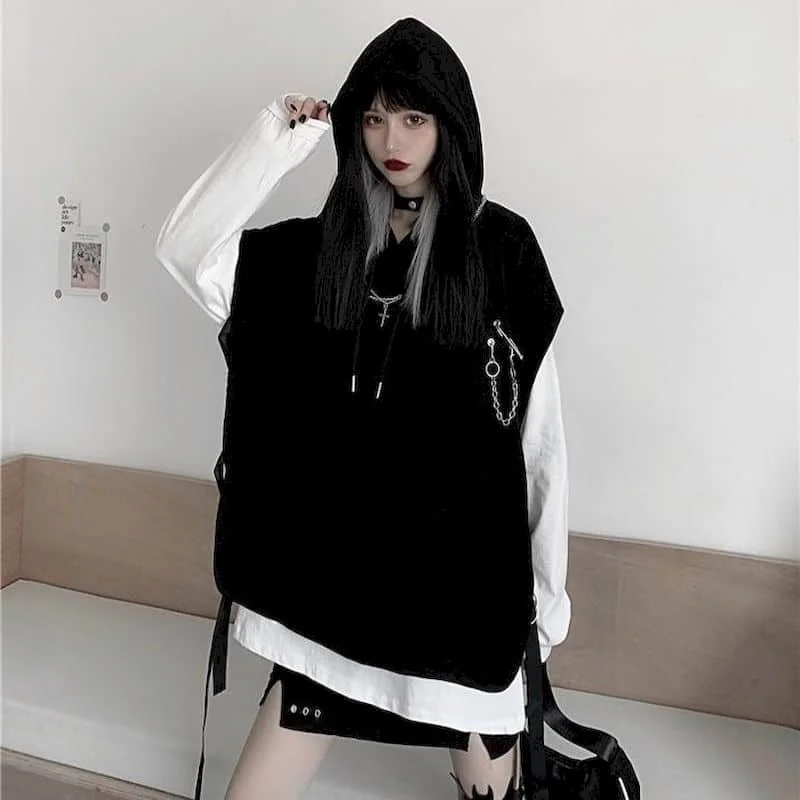 Hoodies women's sleeveless hooded jacket 2020 autumn new Korean version of retro personality dark function style sweatshirt
Hoodies women's sleeveless hooded jacket 2020 autumn new Korean version of retro personality dark function style sweatshirt