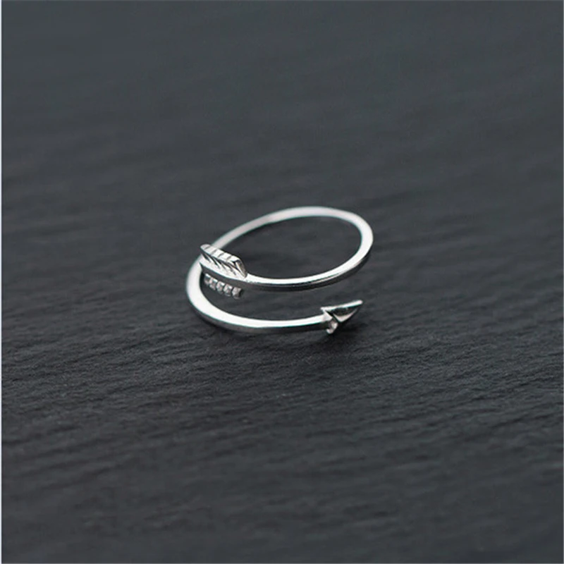 All-match fashion personality men and women copper opening arrow ring casual party geometric silver-plated arrow elegant ring
All-match fashion personality men and women copper opening arrow ring casual party geometric silver-plated arrow elegant ring