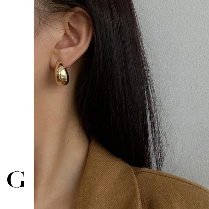 GHIDBK Minimalist Geometric Hollow Half Moon Circle Hoop Earrings Statement Chunky Ins Street Style Earring Fashion Jewelry 2020
GHIDBK Minimalist Geometric Hollow Half Moon Circle Hoop Earrings Statement Chunky Ins Street Style Earring Fashion Jewelry 2020