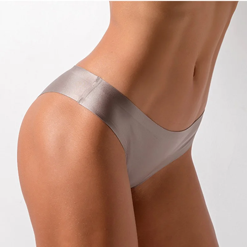 Seamless Sexy Panties Women Briefs Ultra-thin G-string Thongs Low Rise Underpants Lingerie Ice Silk Briefs Lady Underwear
Seamless Sexy Panties Women Briefs Ultra-thin G-string Thongs Low Rise Underpants Lingerie Ice Silk Briefs Lady Underwear