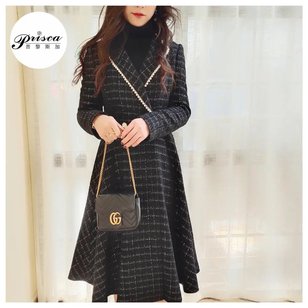 fragrance New celebrity small slim medium length suit collar thickened tweed woolen coat Nizi overcoat woman
fragrance New celebrity small slim medium length suit collar thickened tweed woolen coat Nizi overcoat woman
