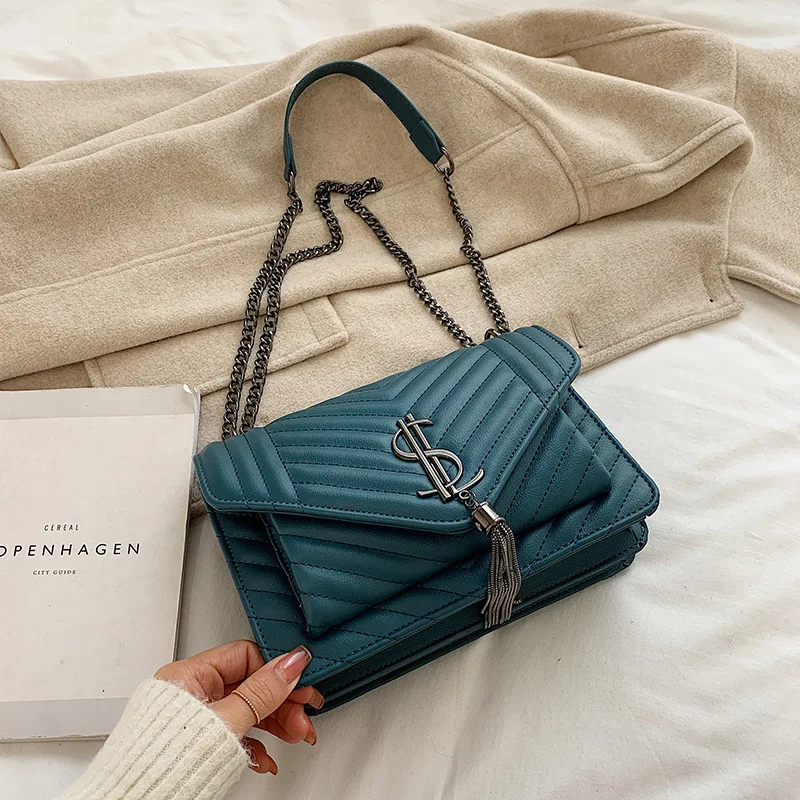 Women Fashion Tassel Metal Handbags Lady Luxury Small Shoulder Bag Chain Designer PU Leather Crossbody Bags For Women
Women Fashion Tassel Metal Handbags Lady Luxury Small Shoulder Bag Chain Designer PU Leather Crossbody Bags For Women