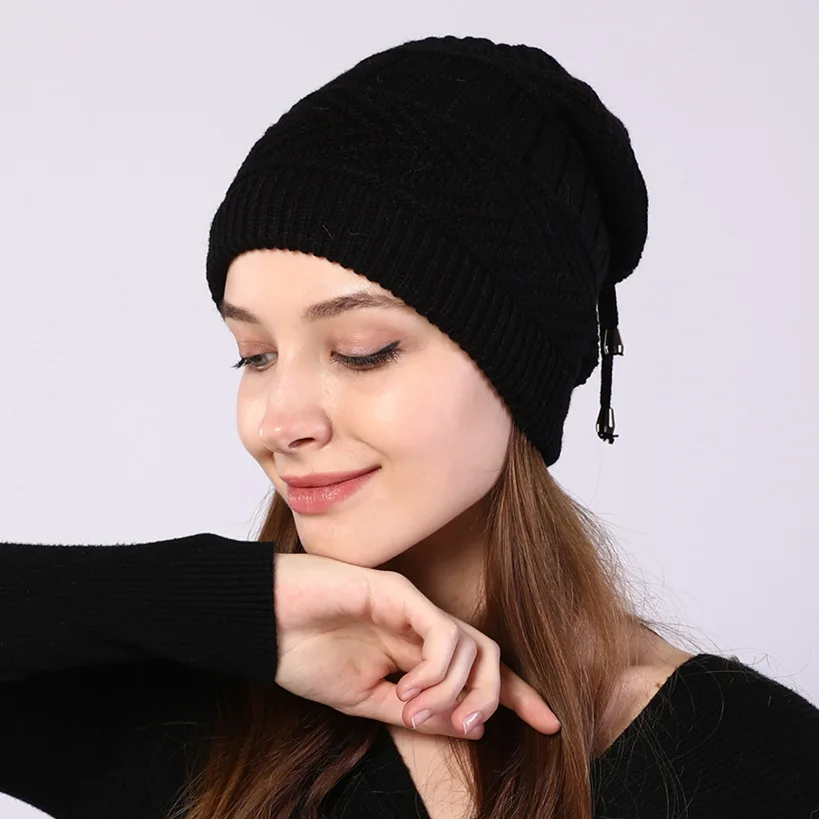 Winter Baotou caps plus cashmere knitted men's and women's pullover caps bib dual-use knitted woolen windproof ear caps
Winter Baotou caps plus cashmere knitted men's and women's pullover caps bib dual-use knitted woolen windproof ear caps