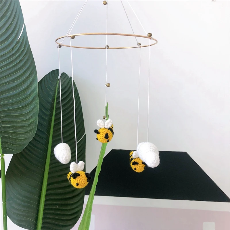 Nordic Decorative Handwoven Bees Tapestry Rainbow Pendant Hanging Decor for Bedroom Nursery Baby Kids Decoration
Nordic Decorative Handwoven Bees Tapestry Rainbow Pendant Hanging Decor for Bedroom Nursery Baby Kids Decoration