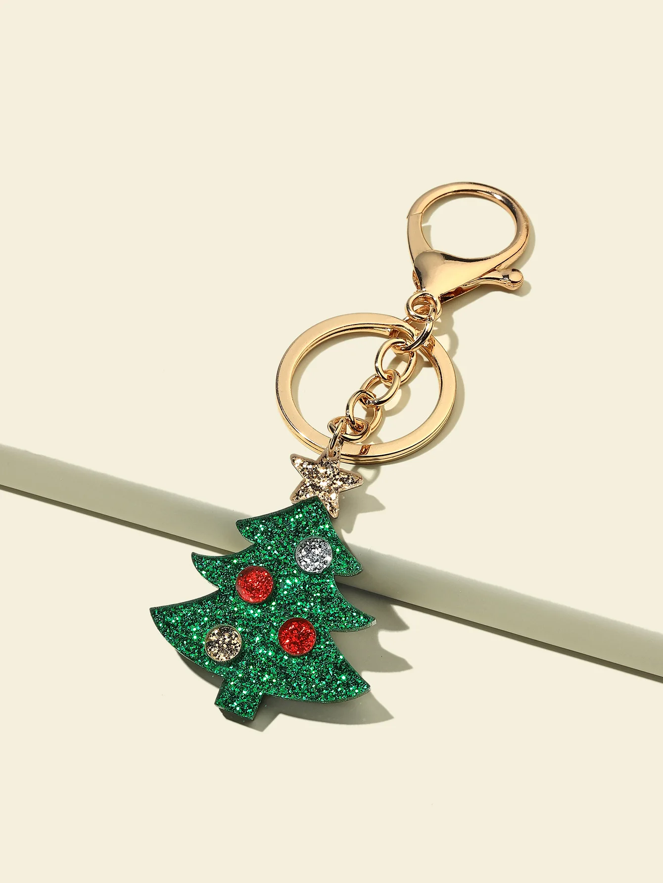 Hot Seller Europe America Christmas Series New Cartoon Cute Christmas Tree Keychain Ornaments Automobile Hanging Ornament Gift
Hot Seller Europe America Christmas Series New Cartoon Cute Christmas Tree Keychain Ornaments Automobile Hanging Ornament Gift