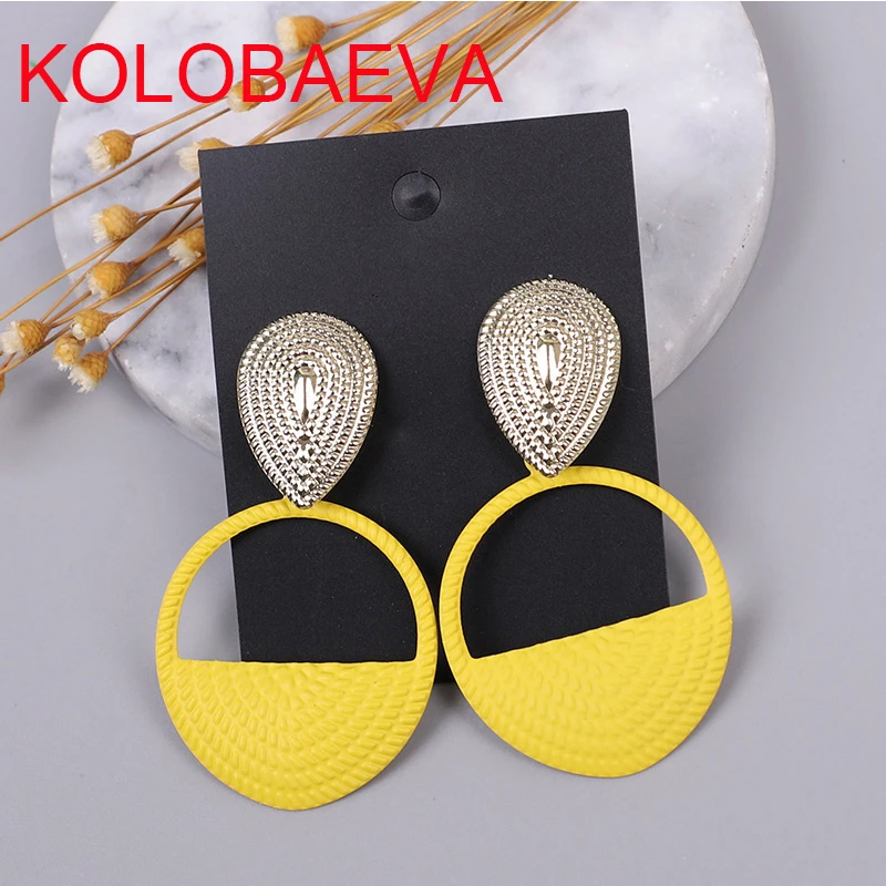 Earrings Fashion Jewelry Lady Personality Punk Yellow Pendant Simple Cute women Korean Drop Gold Earring Wholesale CC Earrings
Earrings Fashion Jewelry Lady Personality Punk Yellow Pendant Simple Cute women Korean Drop Gold Earring Wholesale CC Earrings