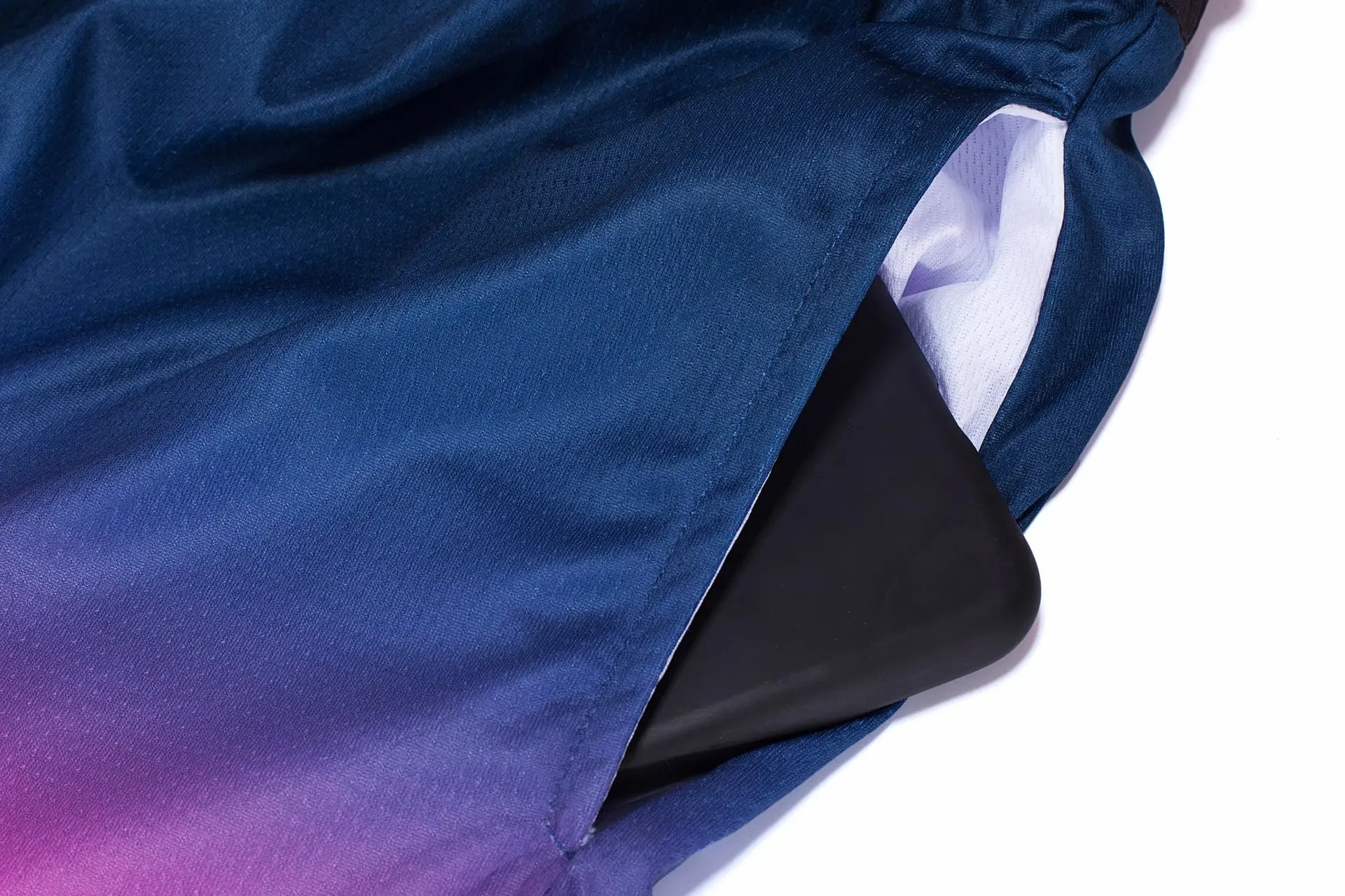 2021 summer trend new shorts men's fitness sports running training gradient breathable shorts
2021 summer trend new shorts men's fitness sports running training gradient breathable shorts