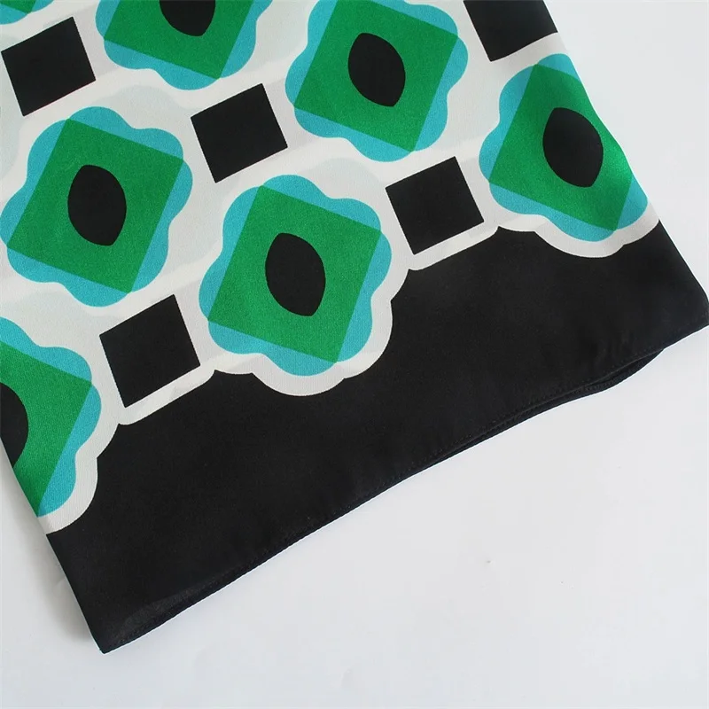 TRAF Women 2021 Fashion Geometric Graphic Print Trousers Retro High-Waist Drawstring Side Pockets Women's Trousers Streetwear
TRAF Women 2021 Fashion Geometric Graphic Print Trousers Retro High-Waist Drawstring Side Pockets Women's Trousers Streetwear