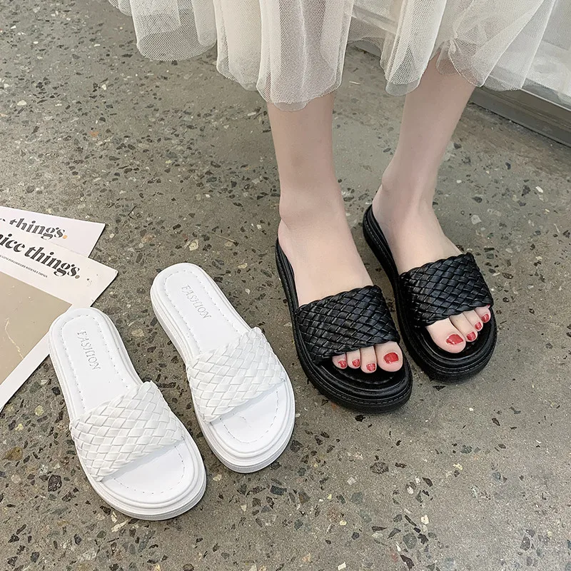 Shoes Med Slippers Flat Slipers Women Platform Luxury Slides Shale Female Beach 2021 Designer Sabot Soft Rome PU Fashion
Shoes Med Slippers Flat Slipers Women Platform Luxury Slides Shale Female Beach 2021 Designer Sabot Soft Rome PU Fashion