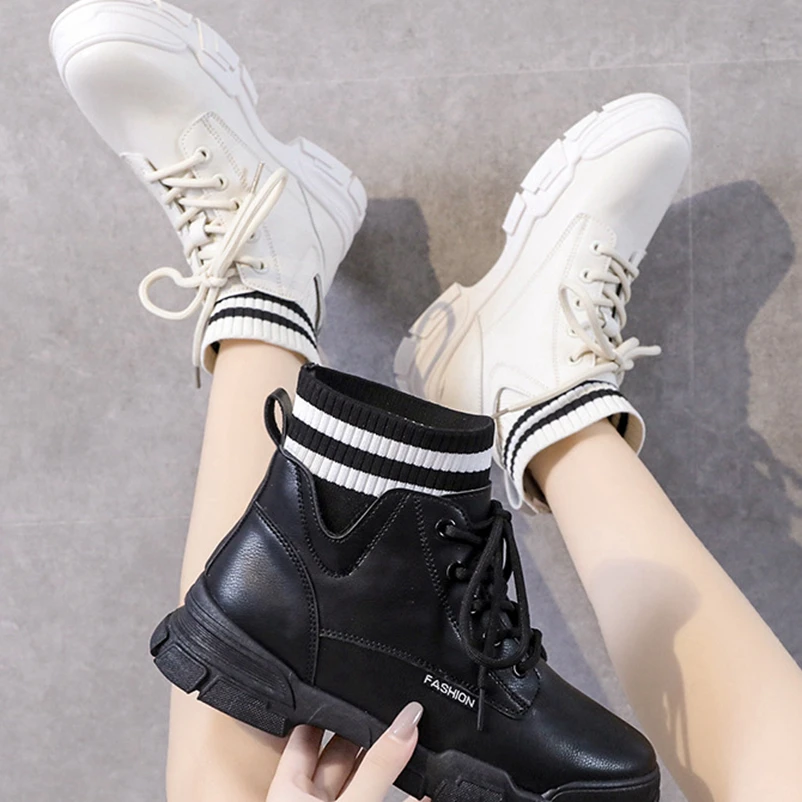 2021 Winter Woman Plush Martin Ankle Boots 4cm High Heels PU Ladies Korean Warm Plush Thermal Platform Womens Shoes Comfort
2021 Winter Woman Plush Martin Ankle Boots 4cm High Heels PU Ladies Korean Warm Plush Thermal Platform Womens Shoes Comfort
