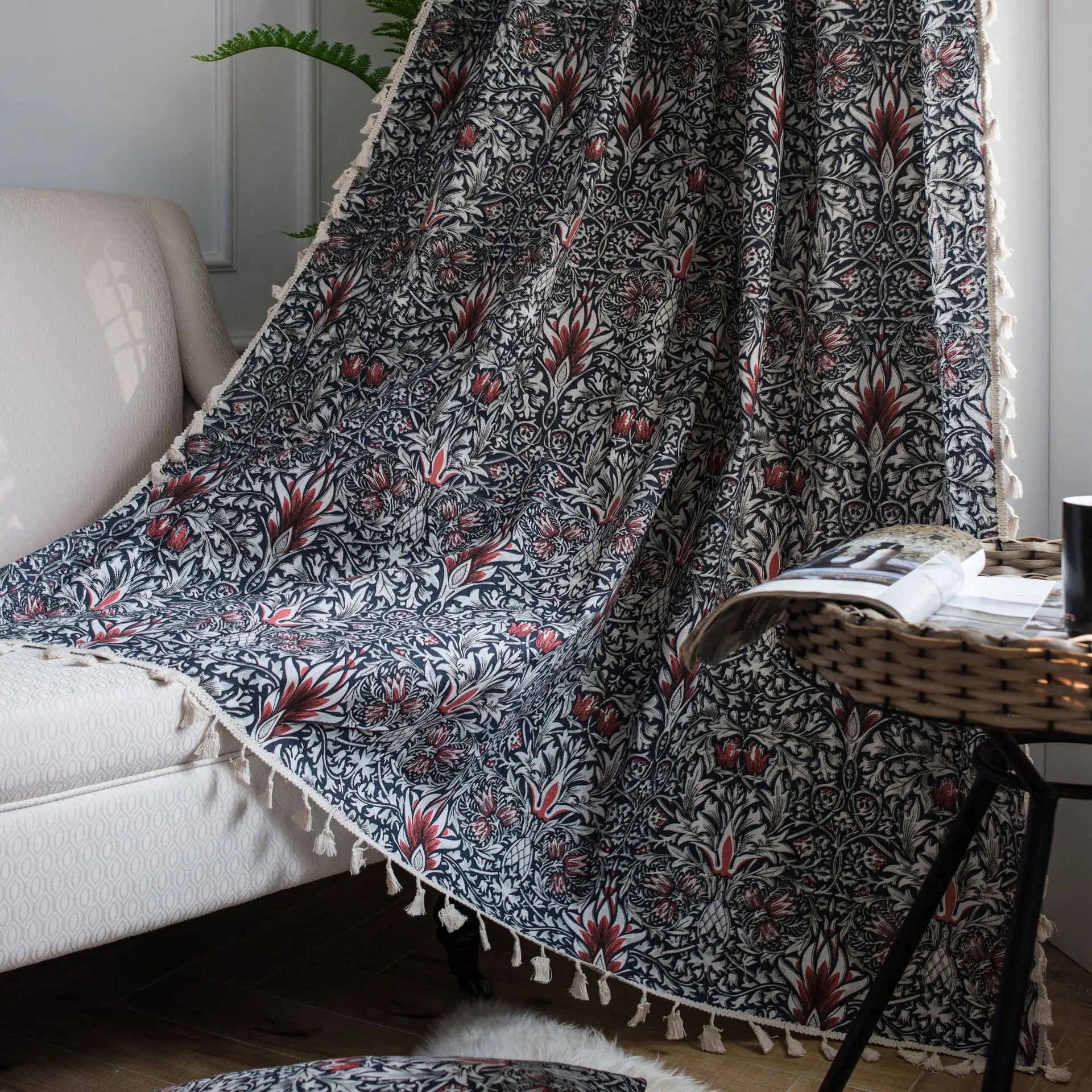 Cotton Linen Tassel Curtain Provence Lavender Print Window Hanging Blackout Curtain for Living Room Easy Drape Dector for Window
Cotton Linen Tassel Curtain Provence Lavender Print Window Hanging Blackout Curtain for Living Room Easy Drape Dector for Window