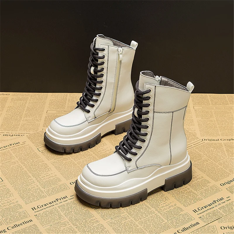 2021 autumn leather new winter boots British style thick-soled mid-tube lace-up inner increase Martin women's boots
2021 autumn leather new winter boots British style thick-soled mid-tube lace-up inner increase Martin women's boots