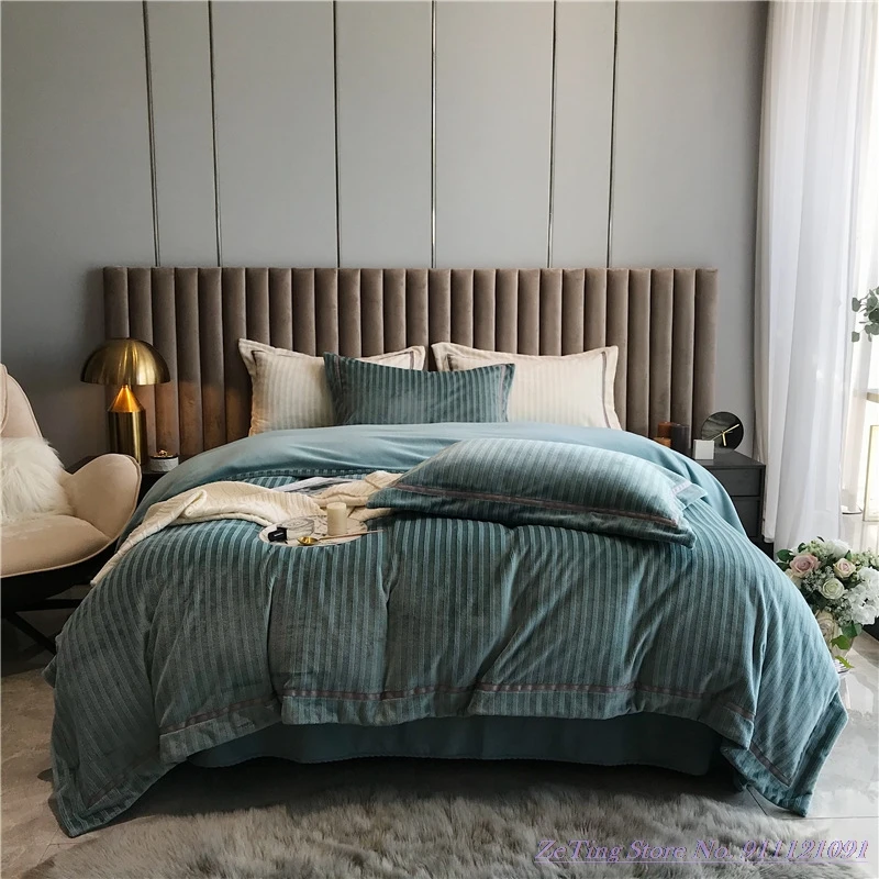 Bedding Set Autumn winter thickened warm milk velvet striped simple solid color light luxury Home extile coral velvet DuvetCover
Bedding Set Autumn winter thickened warm milk velvet striped simple solid color light luxury Home extile coral velvet DuvetCover