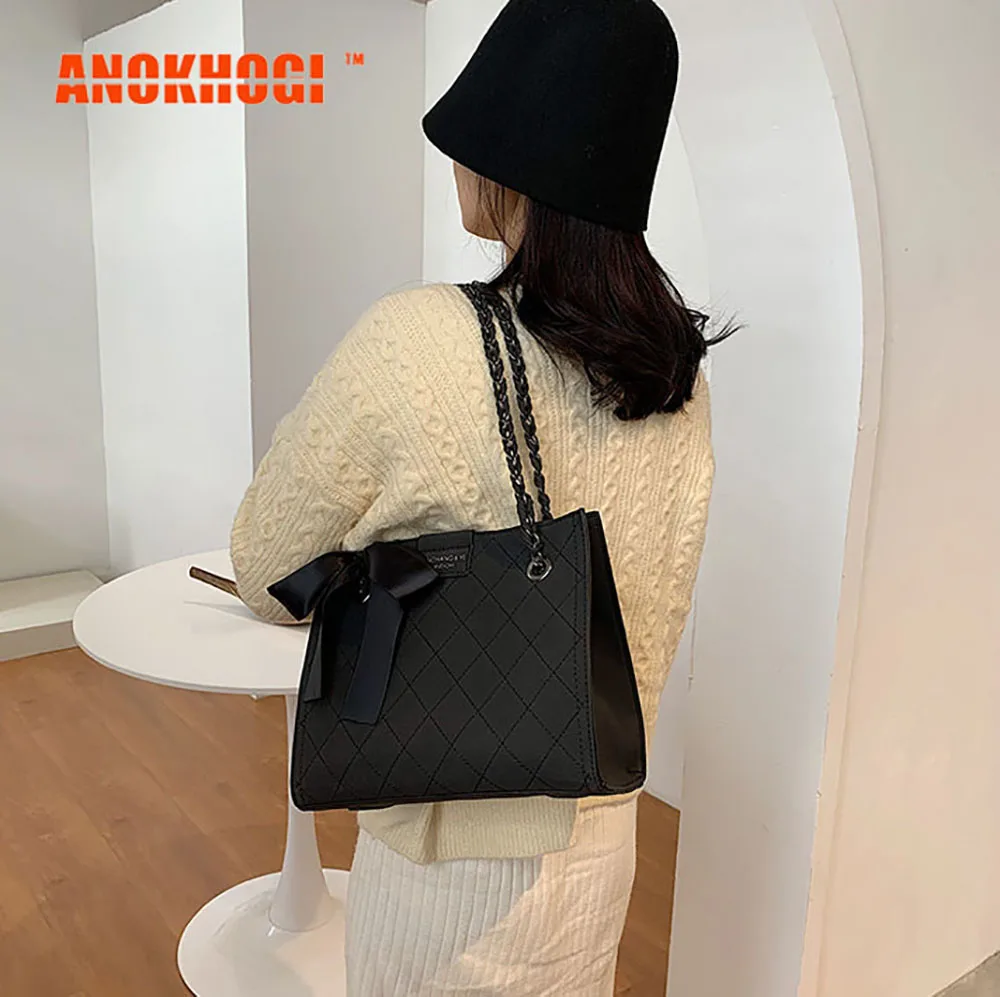 ANOKHOGI Simple Rhombus Large Capacity Bow Twist Strap Shoulder Bag Female Casual Pure Color Handbag zx175
ANOKHOGI Simple Rhombus Large Capacity Bow Twist Strap Shoulder Bag Female Casual Pure Color Handbag zx175