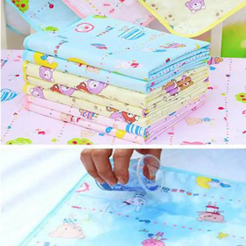 1pcs Breathable Cotton Waterproof Small Diaper Pad Random Color Diapers For Newborns Washable Soft Baby Nappies 34x43 M1y6
1pcs Breathable Cotton Waterproof Small Diaper Pad Random Color Diapers For Newborns Washable Soft Baby Nappies 34x43 M1y6