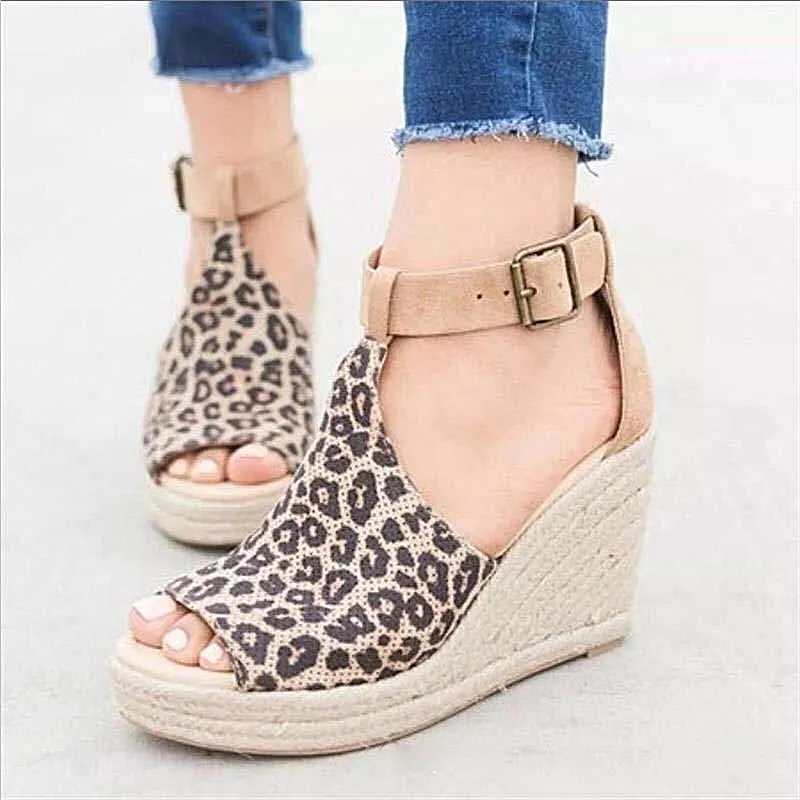Women's Sandals Leopard Retro Women Shoes Casual Flat Platform Ladies Wedges Shoes Woman Buckle Strap Leopard Plus Size Female
Women's Sandals Leopard Retro Women Shoes Casual Flat Platform Ladies Wedges Shoes Woman Buckle Strap Leopard Plus Size Female