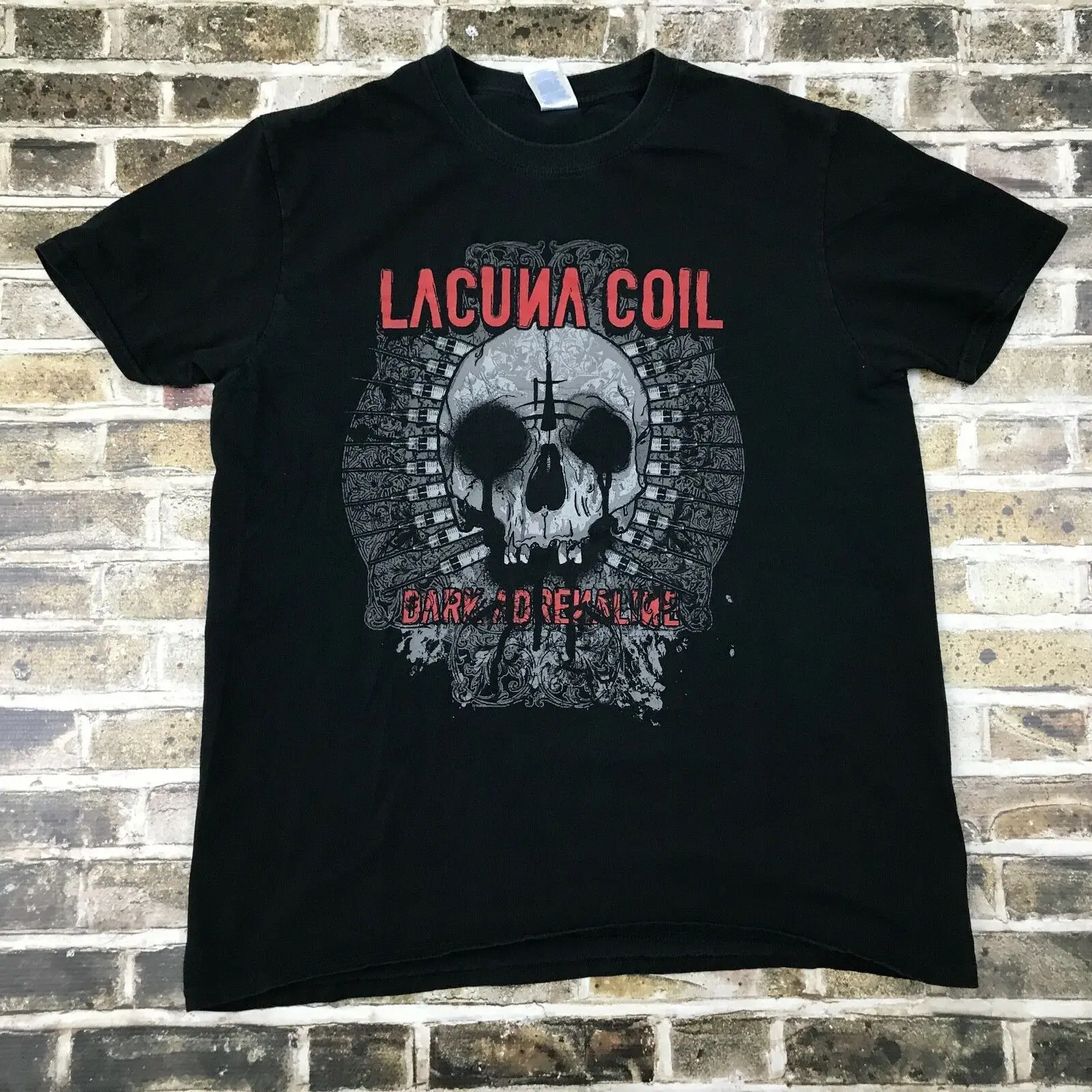 Lacuna Coil Dark Adrenaline 2012 Tour - Large - Black T shirt Darkness Rising Print T Shirt Fashion Short Sleeve
Lacuna Coil Dark Adrenaline 2012 Tour - Large - Black T shirt Darkness Rising Print T Shirt Fashion Short Sleeve