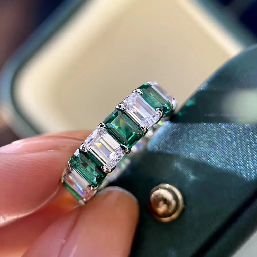 Wholesale New Real S925 Green Large Zircon Finger Rings Female Fashion Accessories Ring Fashion Jewelry Lovers Women Gifts
Wholesale New Real S925 Green Large Zircon Finger Rings Female Fashion Accessories Ring Fashion Jewelry Lovers Women Gifts