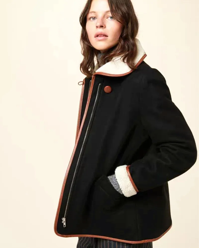 2019 Autumn and Winter New Lamb Fur Lapel Long Sleeve Coat Two Colors Leather Jacket Cotton Coat
2019 Autumn and Winter New Lamb Fur Lapel Long Sleeve Coat Two Colors Leather Jacket Cotton Coat