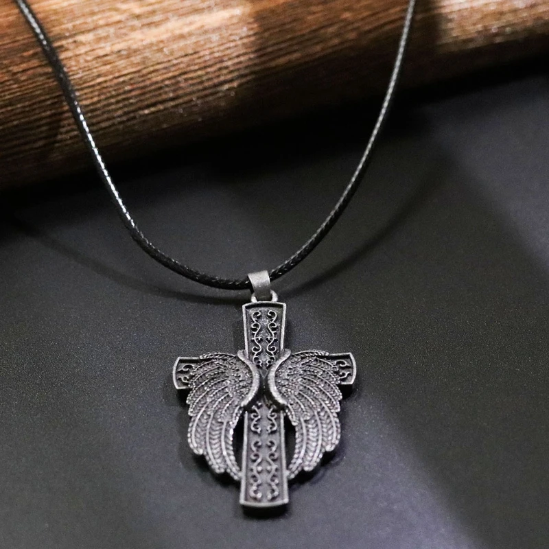 Mens Zinc Alloy Angel Wing Cross Pendant Necklace For Men Chain for Jewelry Decoration With Tool
Mens Zinc Alloy Angel Wing Cross Pendant Necklace For Men Chain for Jewelry Decoration With Tool