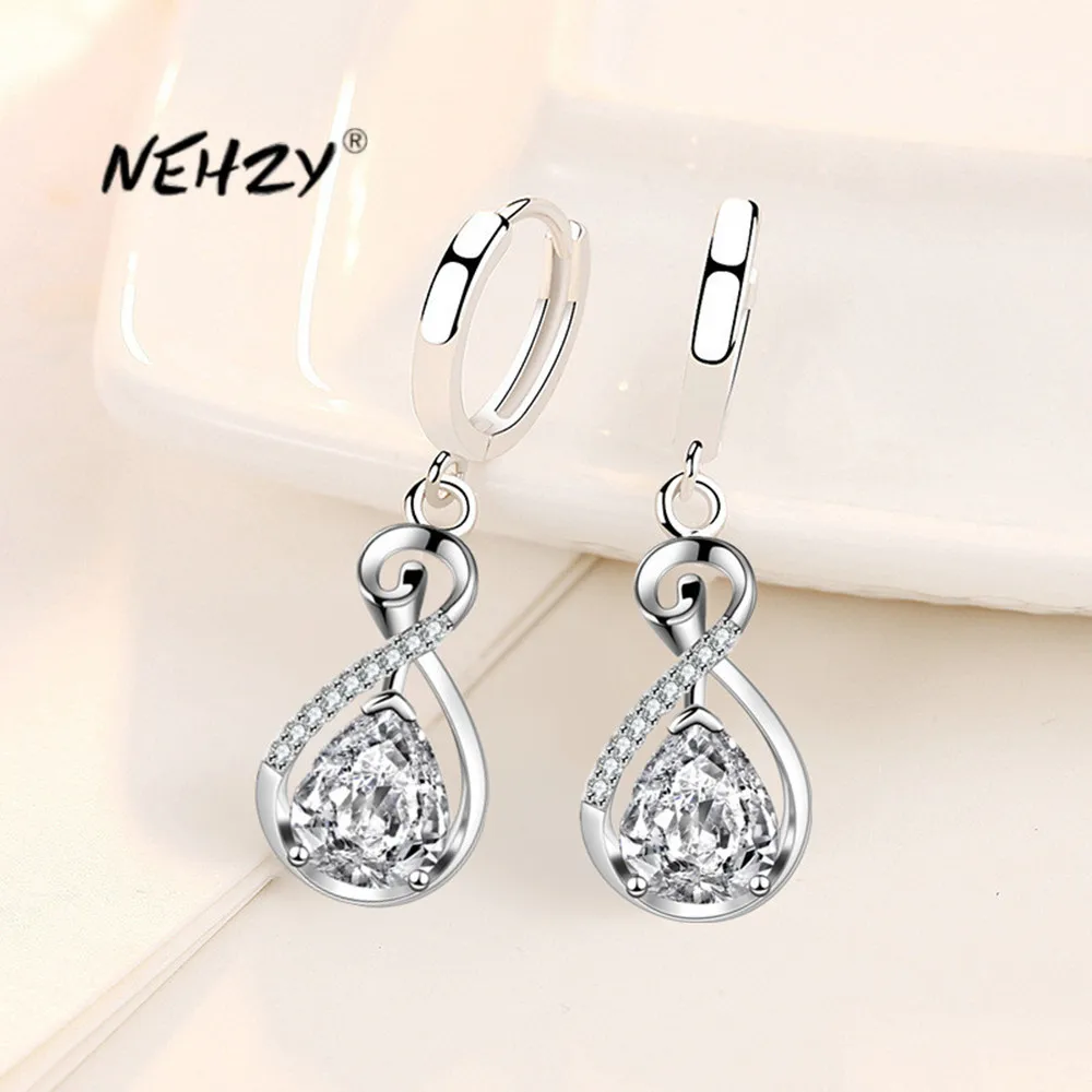NEHZY S925 штамп серебряные новые женские модные ювелирные изделия Высокое качество Синий Розовый Кристалл Циркон полые простые горячие продаж...
NEHZY S925 штамп серебряные новые женские модные ювелирные изделия Высокое качество Синий Розовый Кристалл Циркон полые простые горячие продаж...
