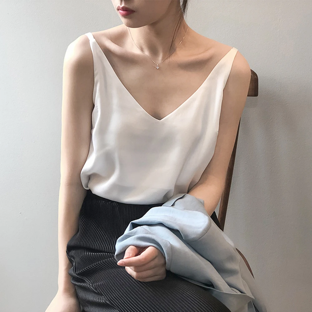 Summer Top Women's V Neck Crop Camis Top Female Camisole Tank Ladies Casual Blouse Tops Mujer
Summer Top Women's V Neck Crop Camis Top Female Camisole Tank Ladies Casual Blouse Tops Mujer