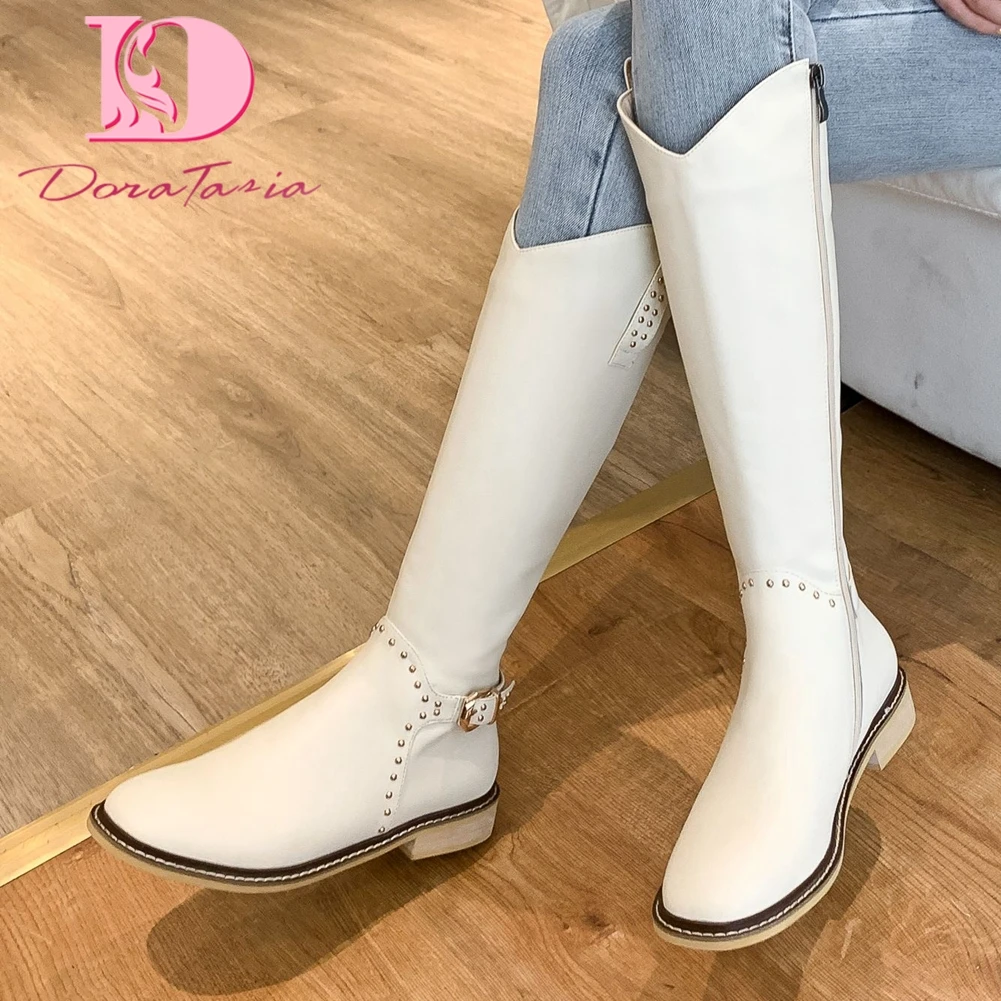 DoraTasia New Female Genuine Leather Boots Fashion Buckle Chunky Heels Boots Women 2020 Party Classic Casual Shoes Woman 
DoraTasia New Female Genuine Leather Boots Fashion Buckle Chunky Heels Boots Women 2020 Party Classic Casual Shoes Woman