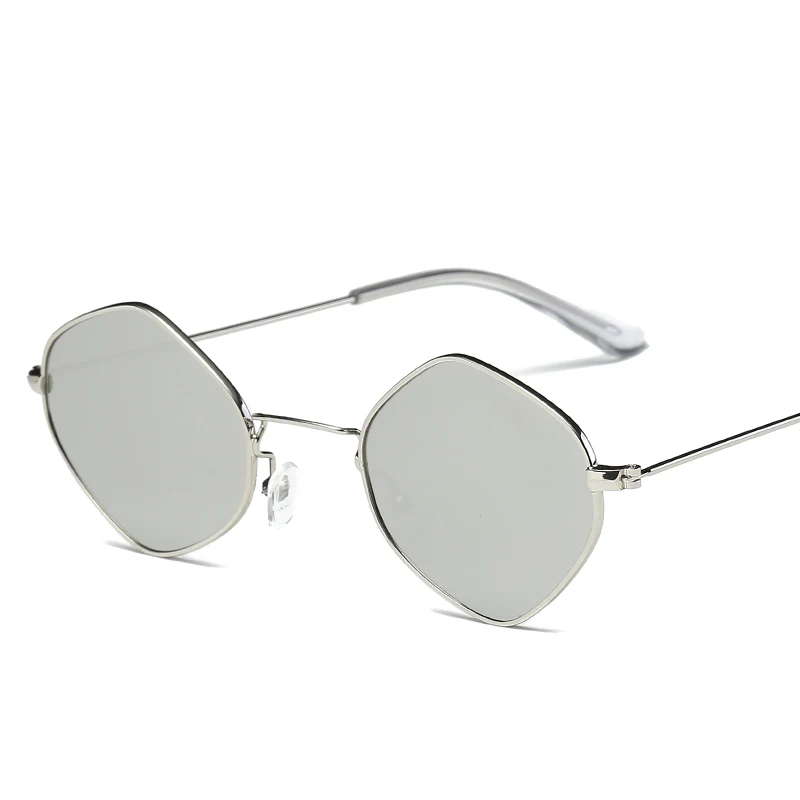Fashion Sunglasses Women Popular Brand Designer Luxury Sunglasses Lady Summer Style Sun Glasses Female Rivet Shades UV400
Fashion Sunglasses Women Popular Brand Designer Luxury Sunglasses Lady Summer Style Sun Glasses Female Rivet Shades UV400
