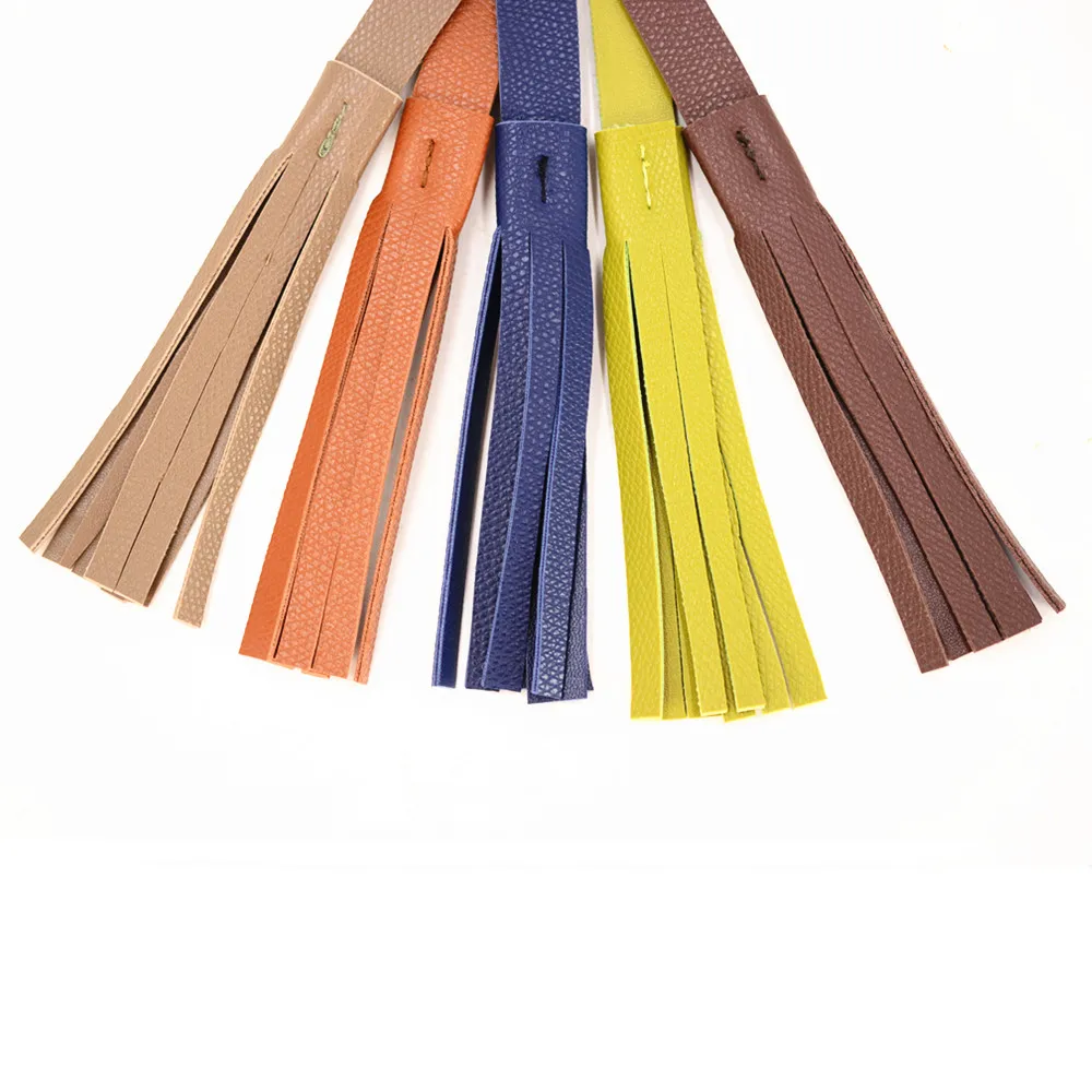 Designer tote bag leather handbag women snake pattern print big handbags fringe fashion large capacity totes bags for women 2020 
Designer tote bag leather handbag women snake pattern print big handbags fringe fashion large capacity totes bags for women 2020