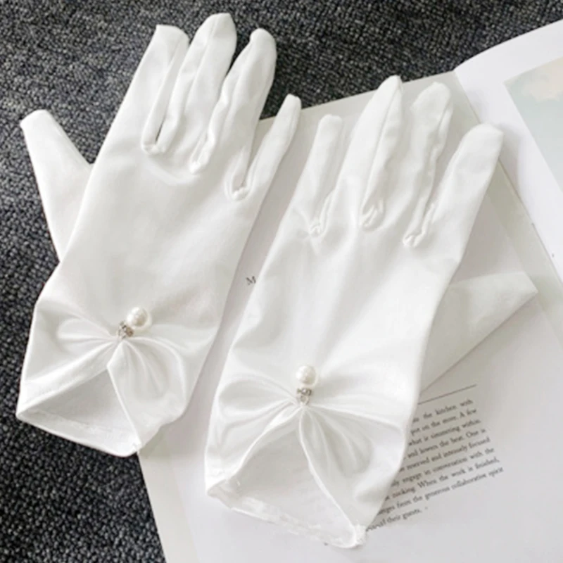 1Pair Wedding Gloves Full Fingers White Mittens Lace Tulle Party Supplies Elegant Gorgeous Bridal Gloves Dresses Accessories
1Pair Wedding Gloves Full Fingers White Mittens Lace Tulle Party Supplies Elegant Gorgeous Bridal Gloves Dresses Accessories