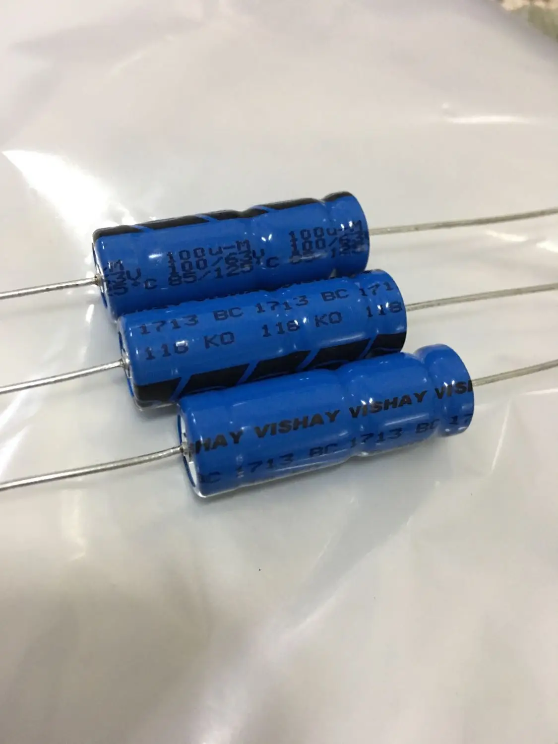 10 шт./30 шт. VISHAY BC KO118 100 мкФ 100V Нидерланды BC Аксиальный электролитический конденсатор 100V100UF Бесплатная доставка
10 шт./30 шт. VISHAY BC KO118 100 мкФ 100V Нидерланды BC Аксиальный электролитический конденсатор 100V100UF Бесплатная доставка