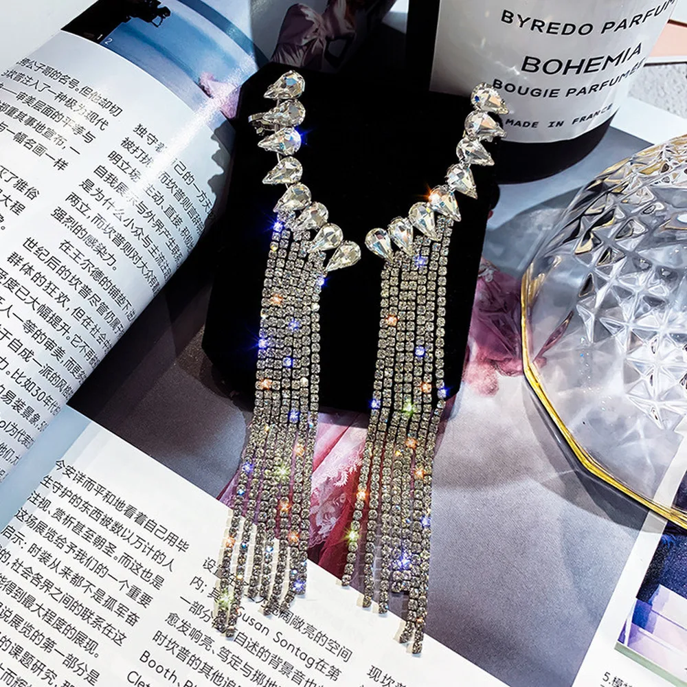 Fashion Shiny Long Tassel Full Rhinestone Drop Earrings for Women Bijoux Crystal Dangle Earrings Jewelry Gifts
Fashion Shiny Long Tassel Full Rhinestone Drop Earrings for Women Bijoux Crystal Dangle Earrings Jewelry Gifts