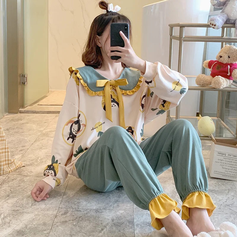 Pajamas Women's Spring and Autumn Cartoon Totoro Pure Cotton Long Sleeve Two-Piece Suit Student 2021new Winter Home Wear
Pajamas Women's Spring and Autumn Cartoon Totoro Pure Cotton Long Sleeve Two-Piece Suit Student 2021new Winter Home Wear